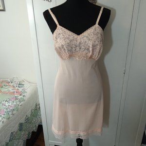 Seamprufe Peach and Lace Full Slip